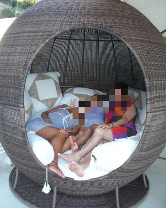 Grande poltrona di rattan