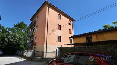 4 LOCALI A REGGIO NELL'EMILIA