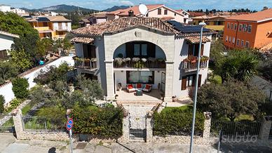 Villa con Giardino