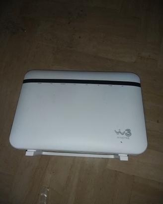 MODEM ROUTER ZTE WIND3 WIFI HUB ZTE ZXHN H389X FIB