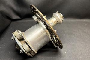 Mozzo ruota ducati perno piccolo