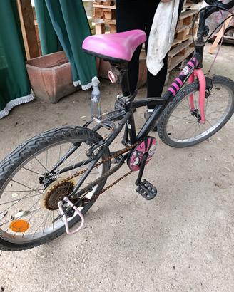 Bici e monopattini