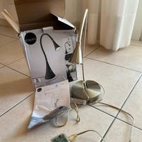 Lampada Wilton LED con scatola funzionante