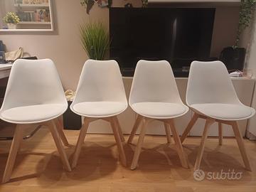 n. 4 Sedie  in stile scandinavo  