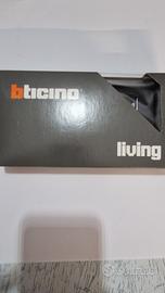 Placca 4 posti nera living classic  4714NR