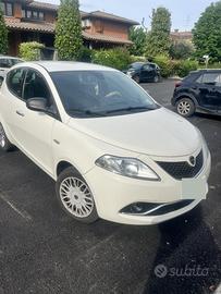 Lancia Ypsilon 1.2 benzina
