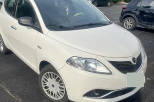 Lancia Ypsilon 1.2 benzina