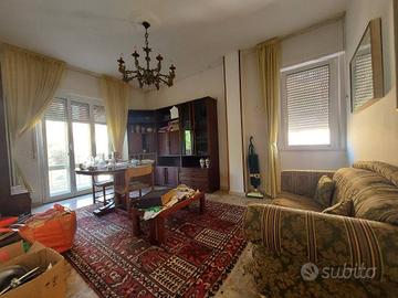 SORIA TRIFAMILIARE 4 LOCALI 115mq + Terrazzi e Gar