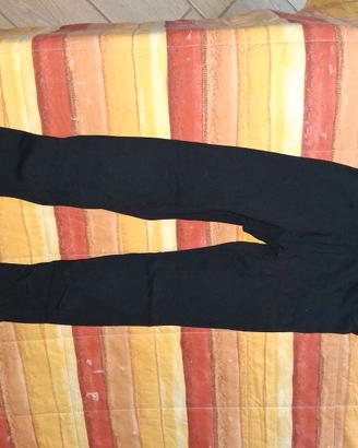 PANTALONI ADERENTI DA BAMBINA CALZEDONIA E KIABI