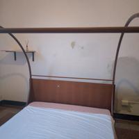 letto a baldachino in noce