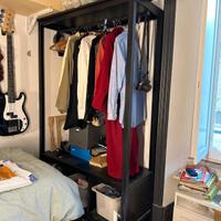 Armadio a giorno Hemnes di Ikea