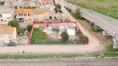 SERRAMANNA - Indipendente con ampio giardino