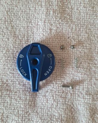 Tappo testa forcella mtb(lockout, topcap) suntour.