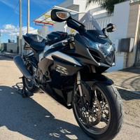 Suzuki gsxr 1000 l0 13.500km