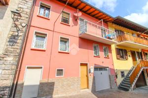 CASA SEMINDIPENDENTE A VESTONE