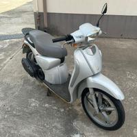 Aprilia Scarabeo 50 4T