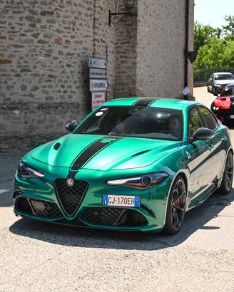 Giulia Quadrifoglio 