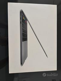 MacBook Pro 13" Apple (2019)