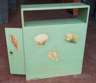 Mobiletto, testiera, comodino