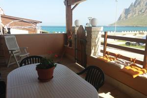 Casa vacanza a 20 passi dal mare di Baia Cornino