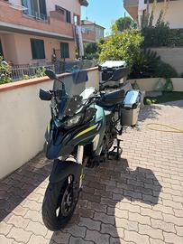 Benelli trk 702 stradale