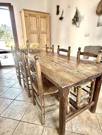 Tavolo rustico in legno massello + 6 sedie