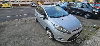 Ford Fiesta 1.2 benz.82 CV  neopatentati km 96597