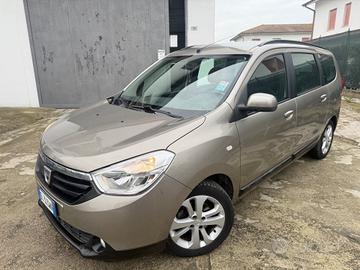 Dacia Lodgy 7 POSTI 1.5 DIESEL POCHI KM NEOPATENTA