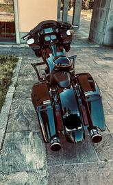 HARLEY - DAVIDSON Road Glide M8 107