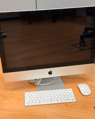 Apple iMac (21 pollici - 2011)