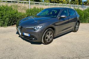 Alfa Romeo Stelvio 2.2 Turbodiesel 190 CV AT8 Q4 S
