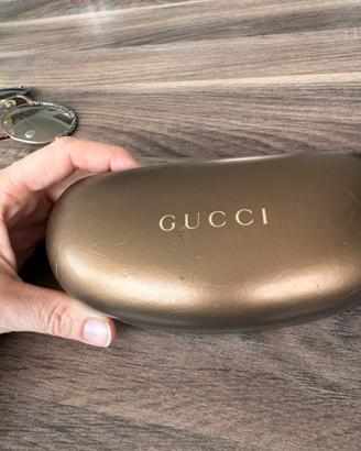 Custodia rigida oer occhiali da sole Gucci