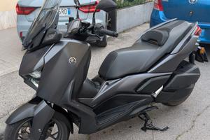 Yamaha XMAX 300 (2023)  - GARANZIA UFFICIALE 2028