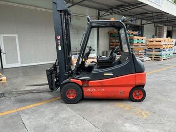 Muletto linde e25-1 triplex 6000