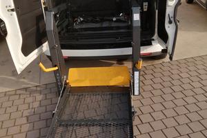 Fiat Doblo' trasporto disabili