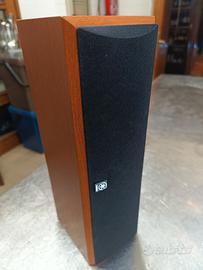 cassa Yamaha con amplificata JBL charge 3 portatil