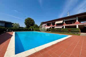 2 LOCALI A DESENZANO DEL GARDA