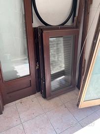 finestre e portefinestre di legno