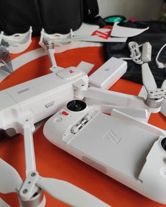 Fimi x8 SE V2 due batteria e megafono 