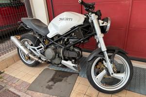 Ducati monster 600