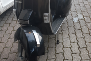 Vespa 150 PX arcobaleno 1985 FMI