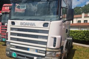 2 Trattori stradali SCANIA