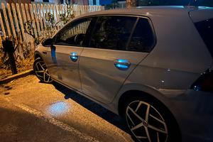 VOLKSWAGEN Golf 8ª serie - 2.0TDI DSG 150CV Matrix