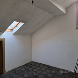 Mansarda / sottotetto in Como citta'