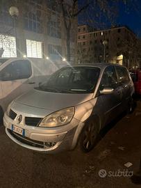 renault grand  scenic neopatentato ok