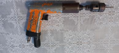 Maschiatrice Pneumatica della MFE