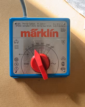 TRASFORMATORE  PER TRENINI ELETTRICI MARKLIN