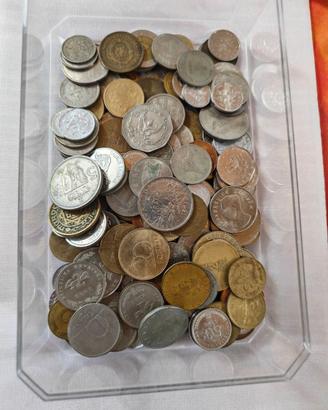 200 MONETE DI VARI STATI ESTERI