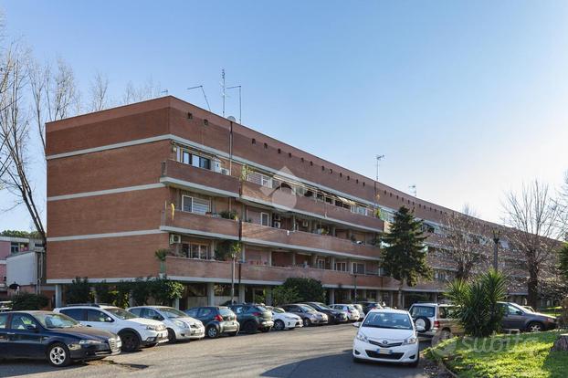 4 LOCALI A ROMA