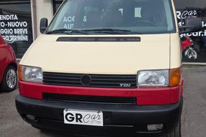 Volkswagen T4 Caravelle 9 posti